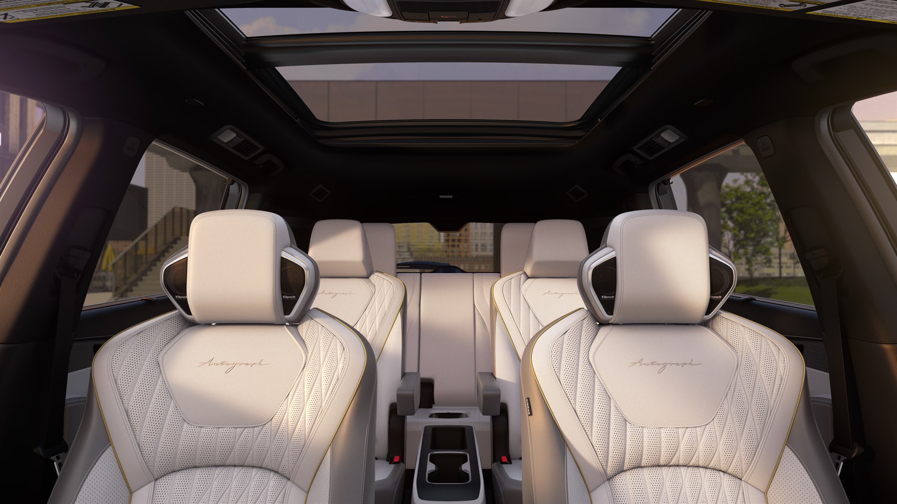 Additional interior launch image for the Infiniti QX60