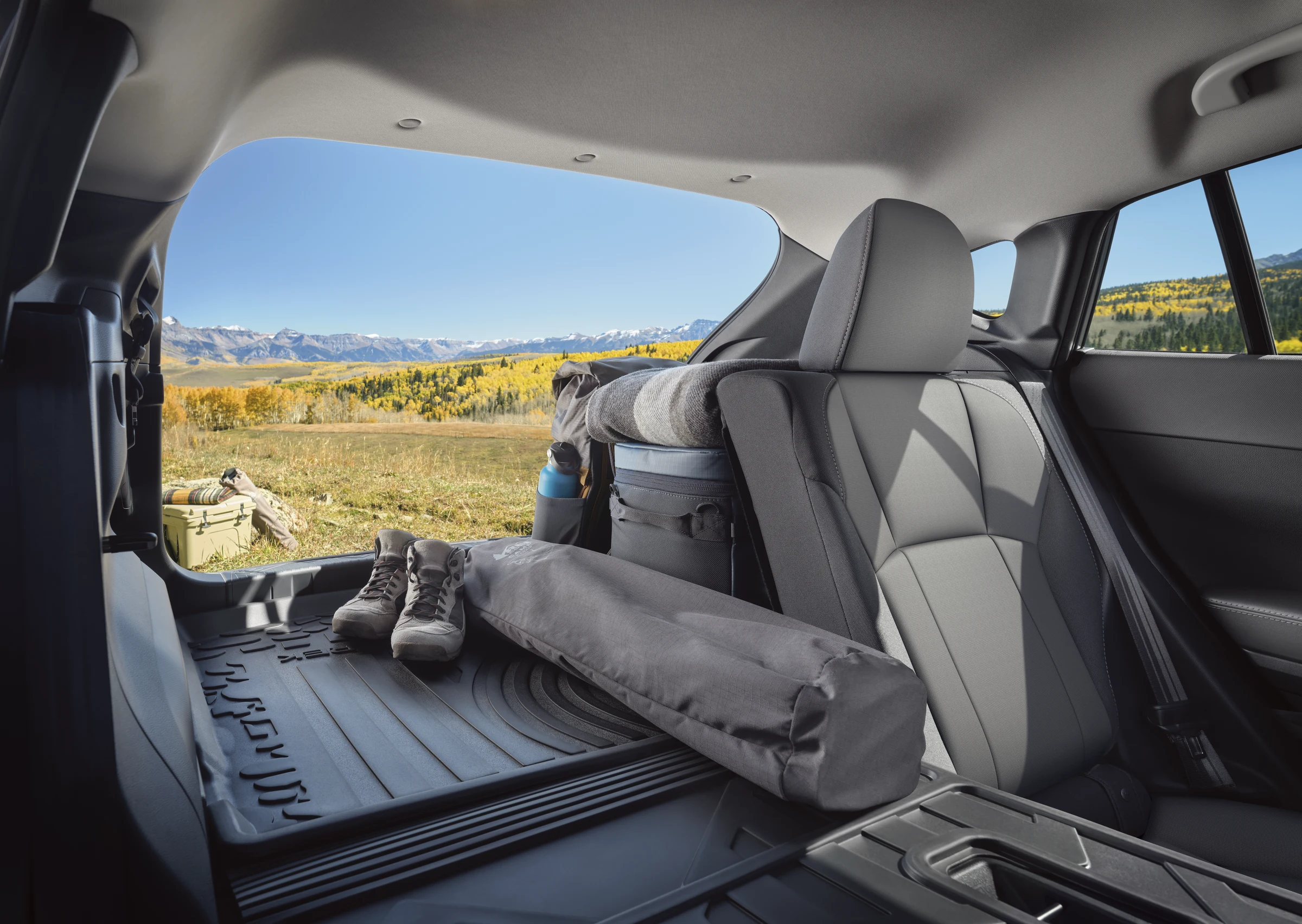 Subaru Crosstrek retouched launch image view 1