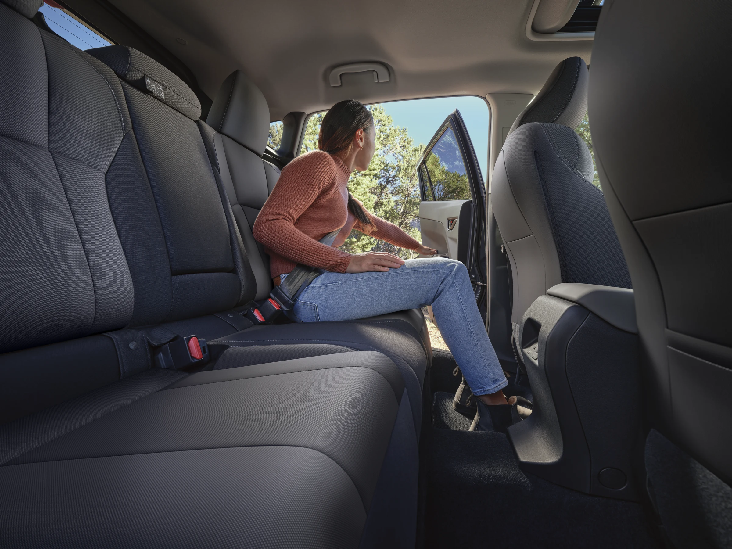 Subaru Crosstrek retouched launch image view 2